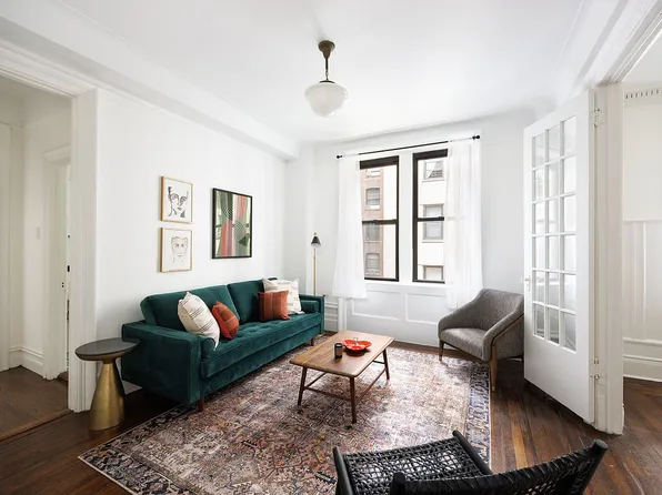 528 W 111th St APT 34, New York, NY 10025