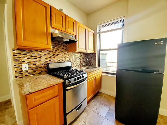 Rented by Brooklyn Property Group LLC | media 14