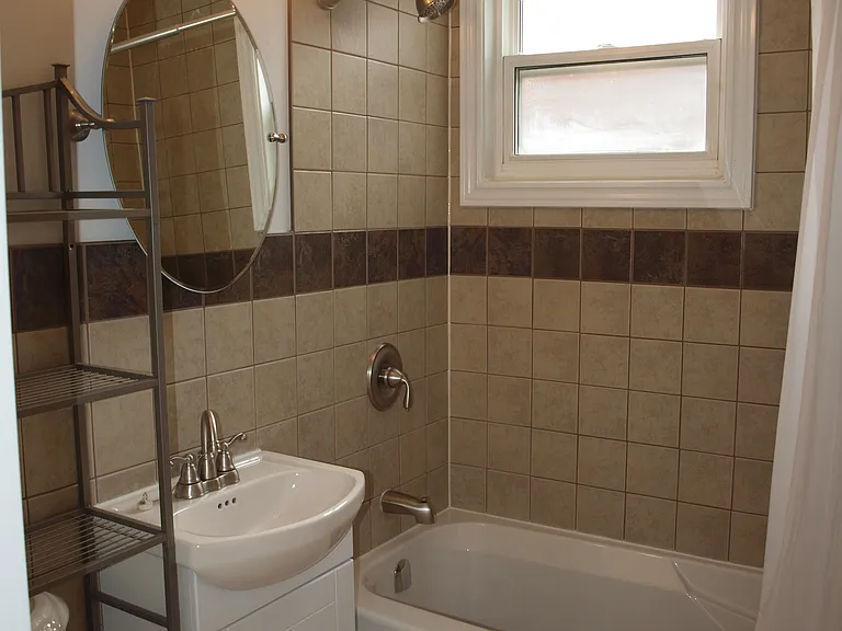 358 McArthur Ave — Photo 32