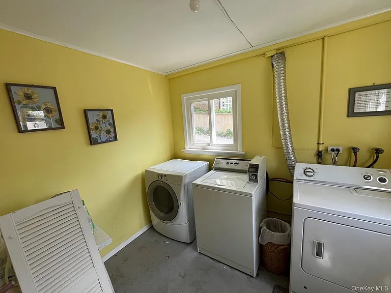 76 Bayview Ave #B — Photo 9
