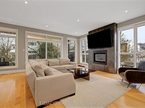 5th image of 376 C Wilmont Ave