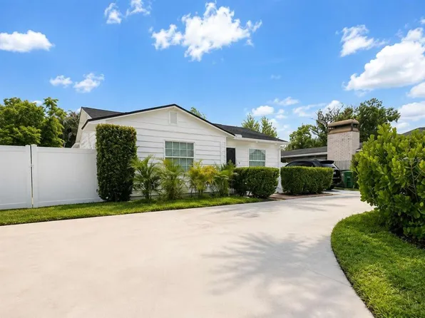 3606 W BAY TO BAY BOULEVARD, TAMPA, FL 33629