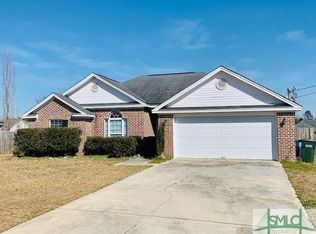 345 Creekside Cir, Ellabell, GA 31308