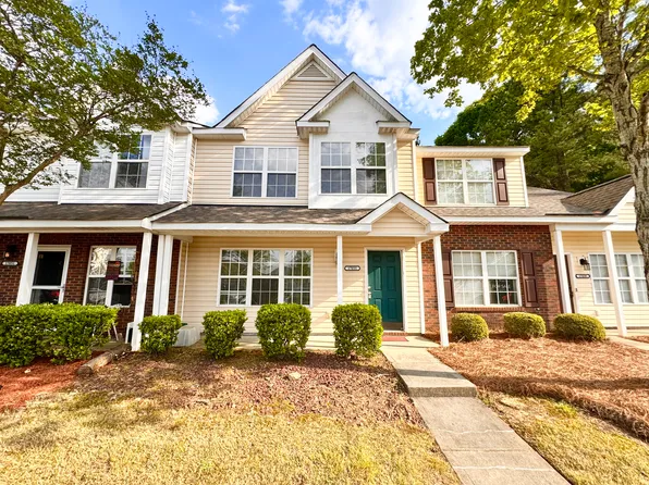 17035 Greenlawn Hills Ct, Charlotte, NC 28213