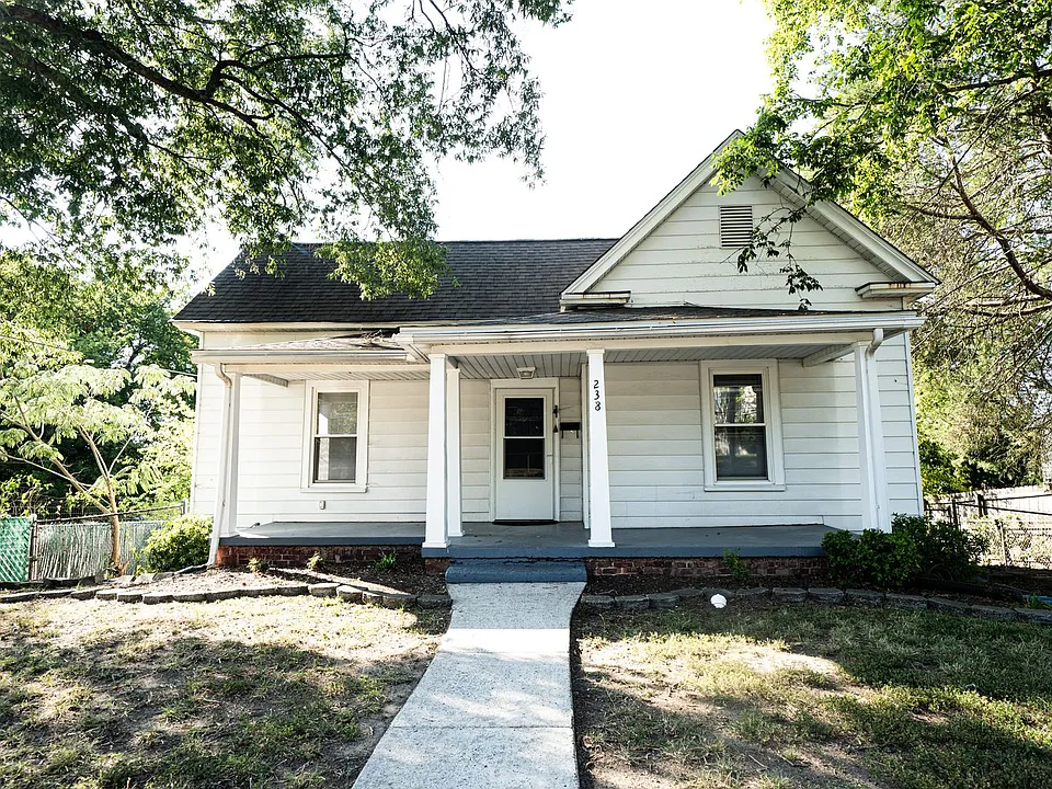 238 Franklin Ave NW