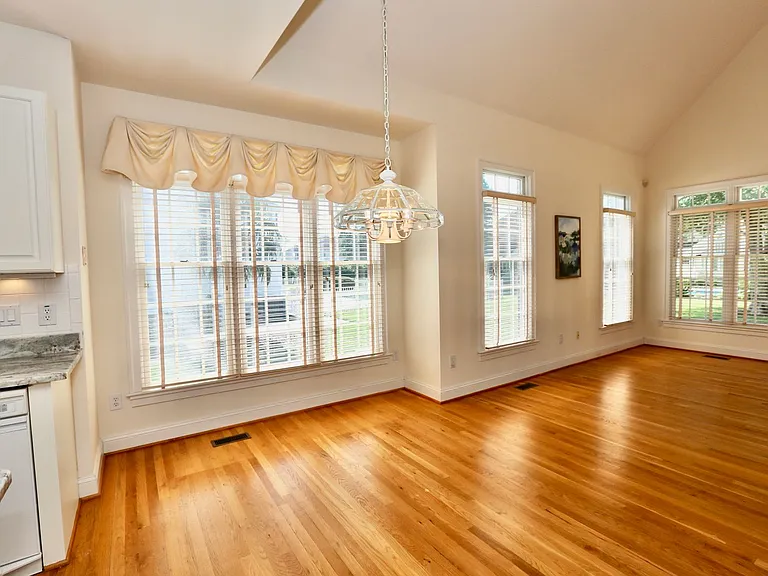 1709 Timber Ridge Ct — Photo 14