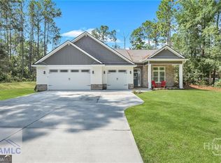 101 Plantation Rd, Midway, GA 31320
