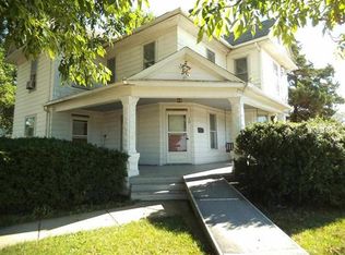 10 W Lincoln St, Mount Morris, IL 61054