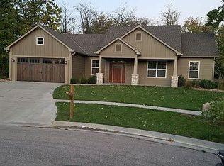 3604 Hickory Ct, Hutchinson, KS 67502