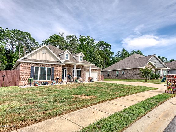 2nd image of 10735 Chapelwood Dr