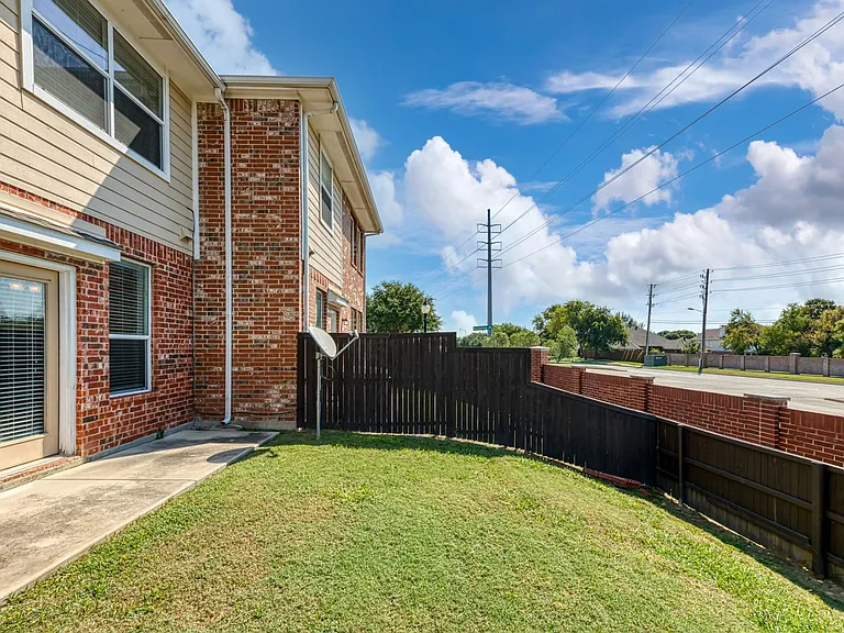 4602 Ladyfern Way — Photo 31