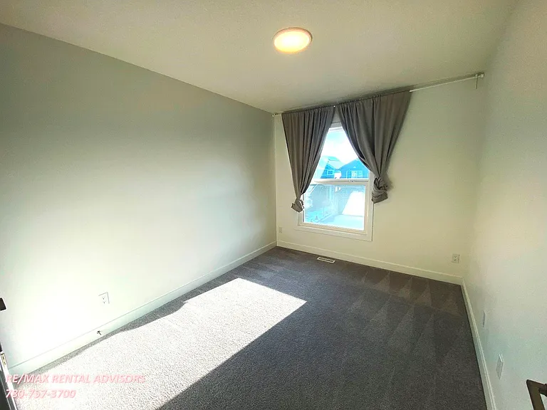 1007 Daniels Loop SW — Photo 15