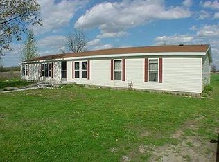 614 N 1st St, Shirley, IN 47384