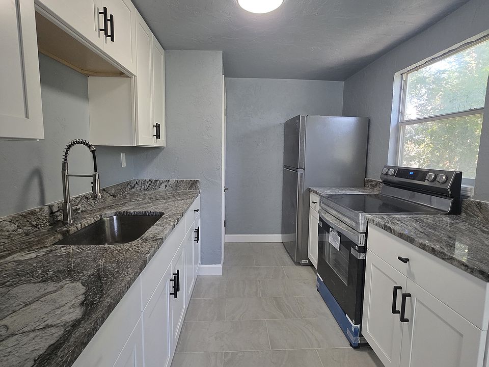 1st image of 2505 7th St S #2505
