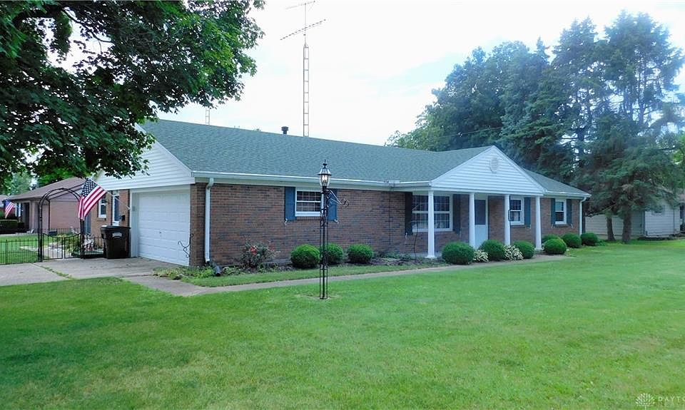 1st image of 298 Orchard Dr