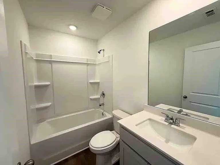 6761 Armonia Dr — Photo 7
