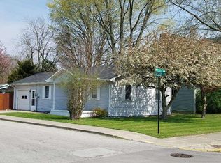 402 E College St, Windfall, IN 46076