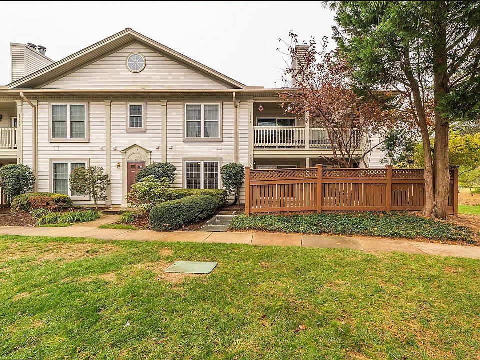 1st image of 6055A Essex House Sq #A