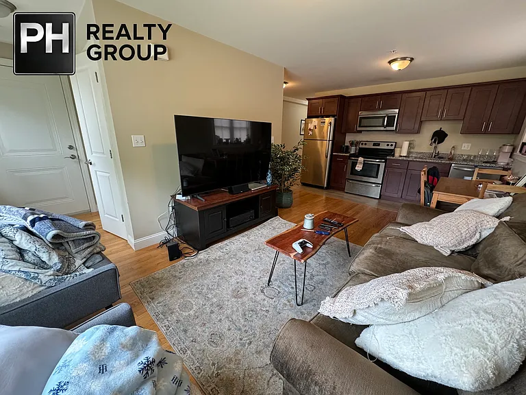 159 Summer St #3 — Photo 3