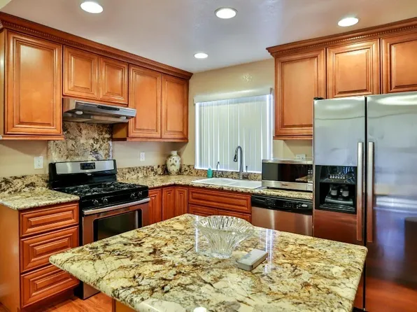 9938 13th St, Garden Grove, CA 92844