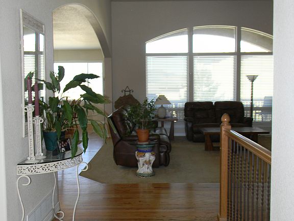 5th image of 704 Black Arrow Dr