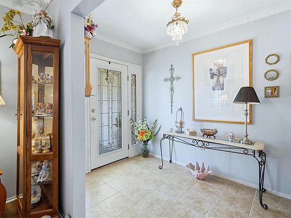 3rd image of 7409 Bounty Dr