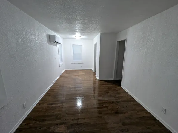 1036 S Wichita St, Wichita, KS 67213