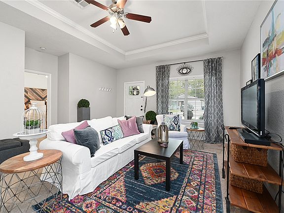 4th image of 109A Sterling St