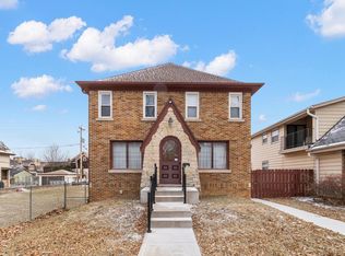 2920 N 53rd St, Milwaukee, WI 53210