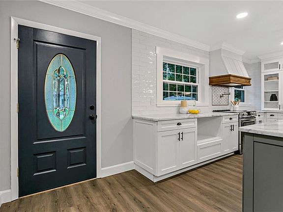 4th image of 4440 W Bay Villa Ave