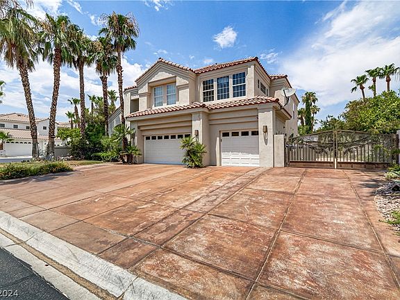 3rd image of 8032 Secret Harbor Ct