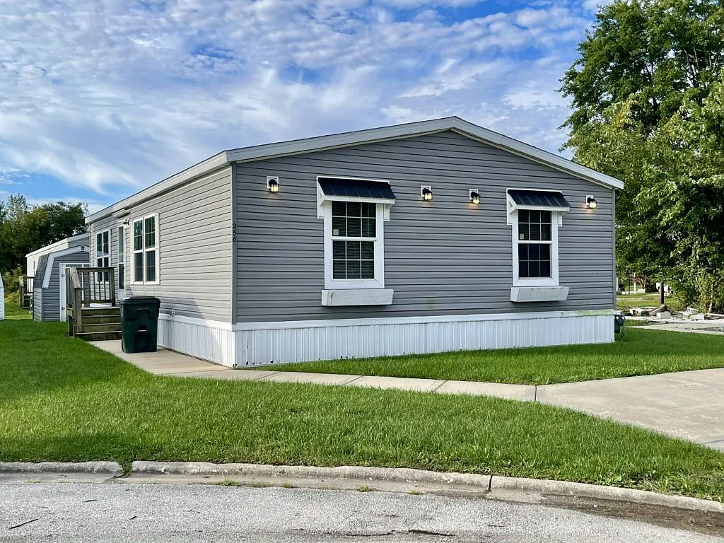 3 bed, 1232 sqft, $1,500 — Photo 2