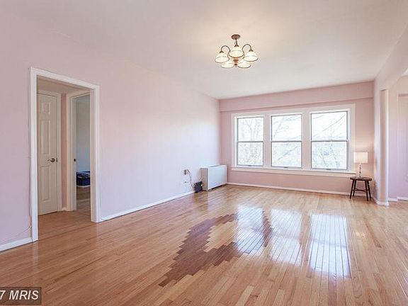 3rd image of 3901 Cathedral Ave NW #76