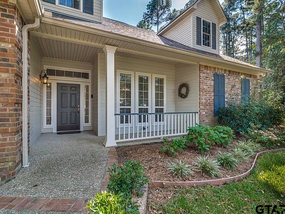 4th image of 1624 Meadowlark Ln