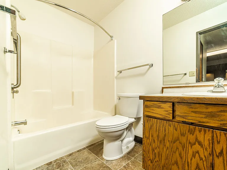 1095 Westside Dr #210 — Photo 7