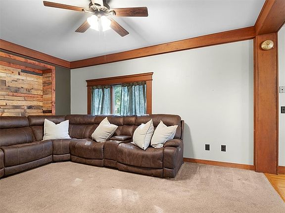 5th image of 515 Colton Ave