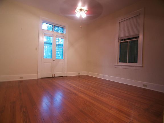 2nd image of 1220 Saint Mary St
