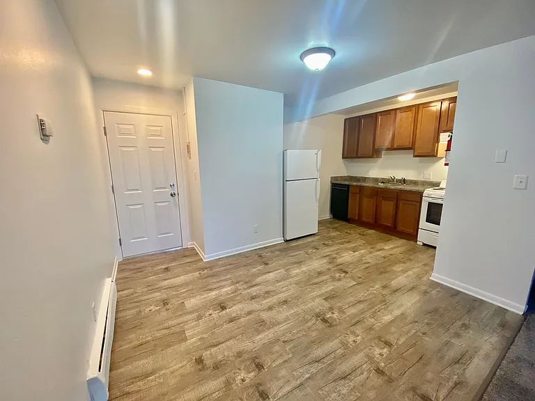 504 Saint Johns St — Photo 29
