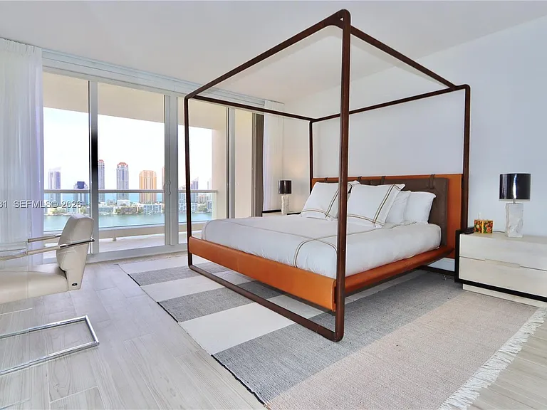 7000 Island Blvd #2605 — Photo 9