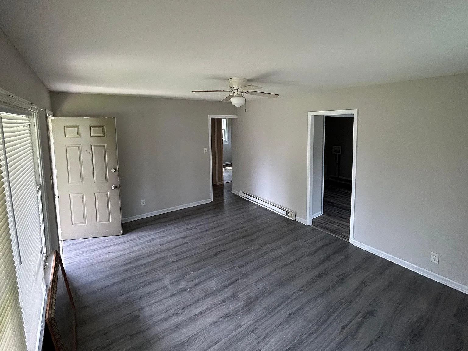 2 bed, 720 sqft, $1,045 — Photo 2