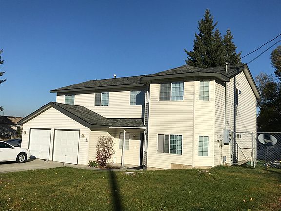 3 bedroom unit is on second floor