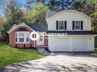 110 Crystal Green Ct, Atlanta, GA 30349