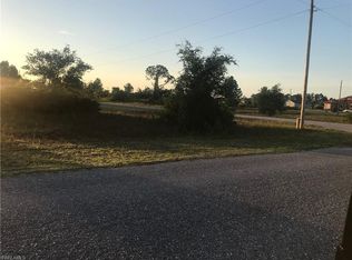 2618 29th St Sw, Lehigh Acres, FL 33976