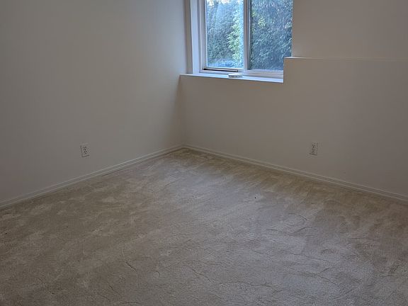5th image of 12021 SE 11th St