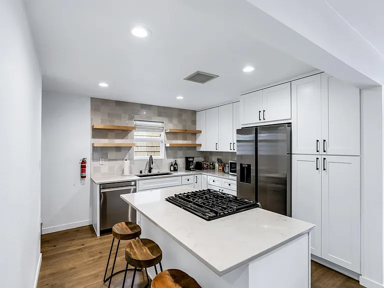1006 N 6th St — Photo 5
