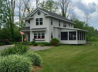 6914 3rd St, Douglas, MI 49406