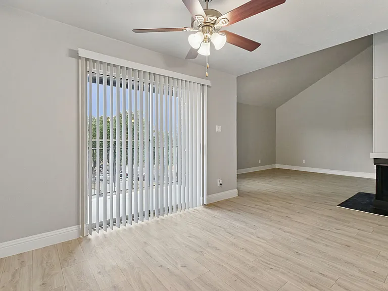 Avondale Parc @ Bellmar — Photo 38
