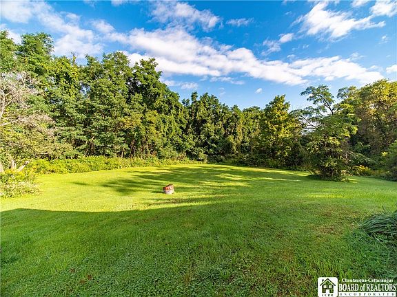 3rd image of 6759 Sherman Westfield Rd