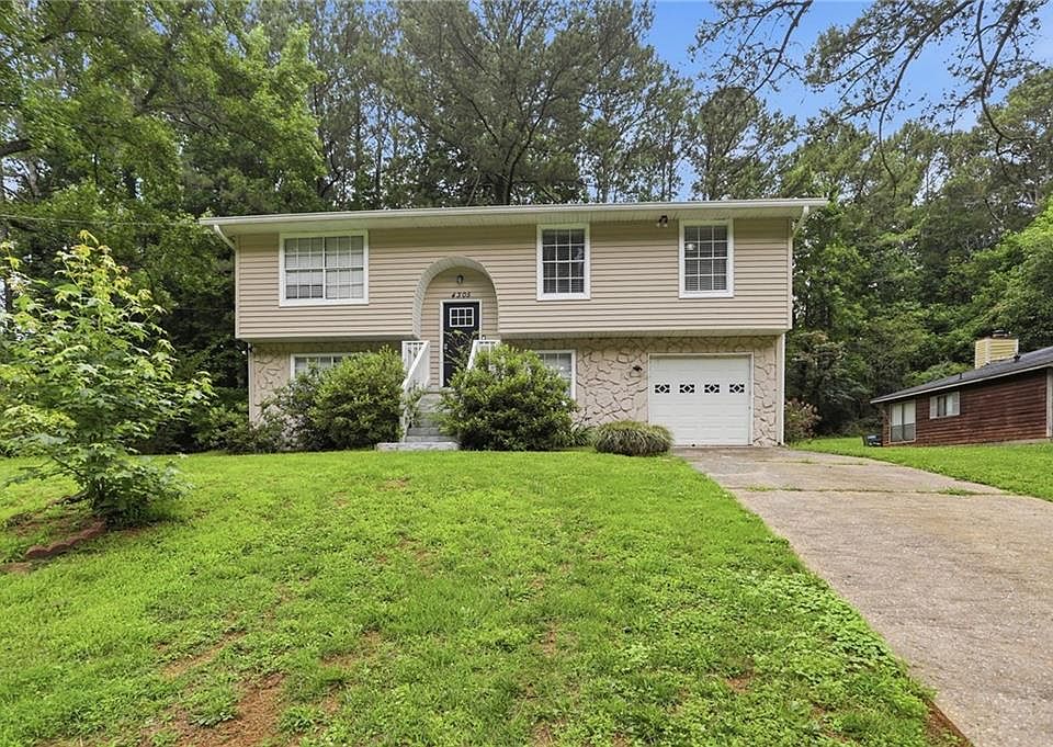 1st image of 4305 Old Lake Dr