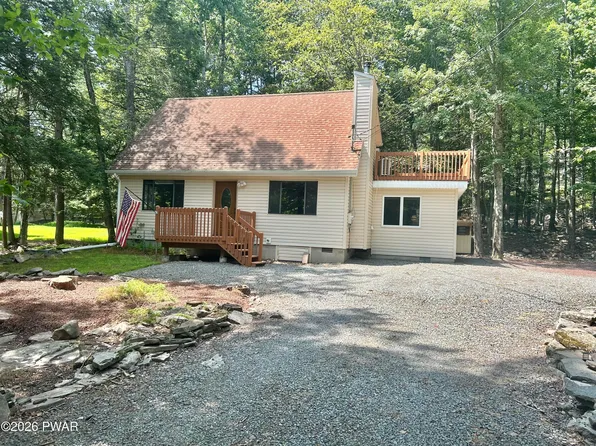 1011 Cedar Dr, Lake Ariel, PA 18436